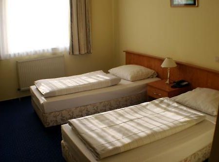 Albatros Airport Hotel Moerfelden-Walldorf Bilik gambar